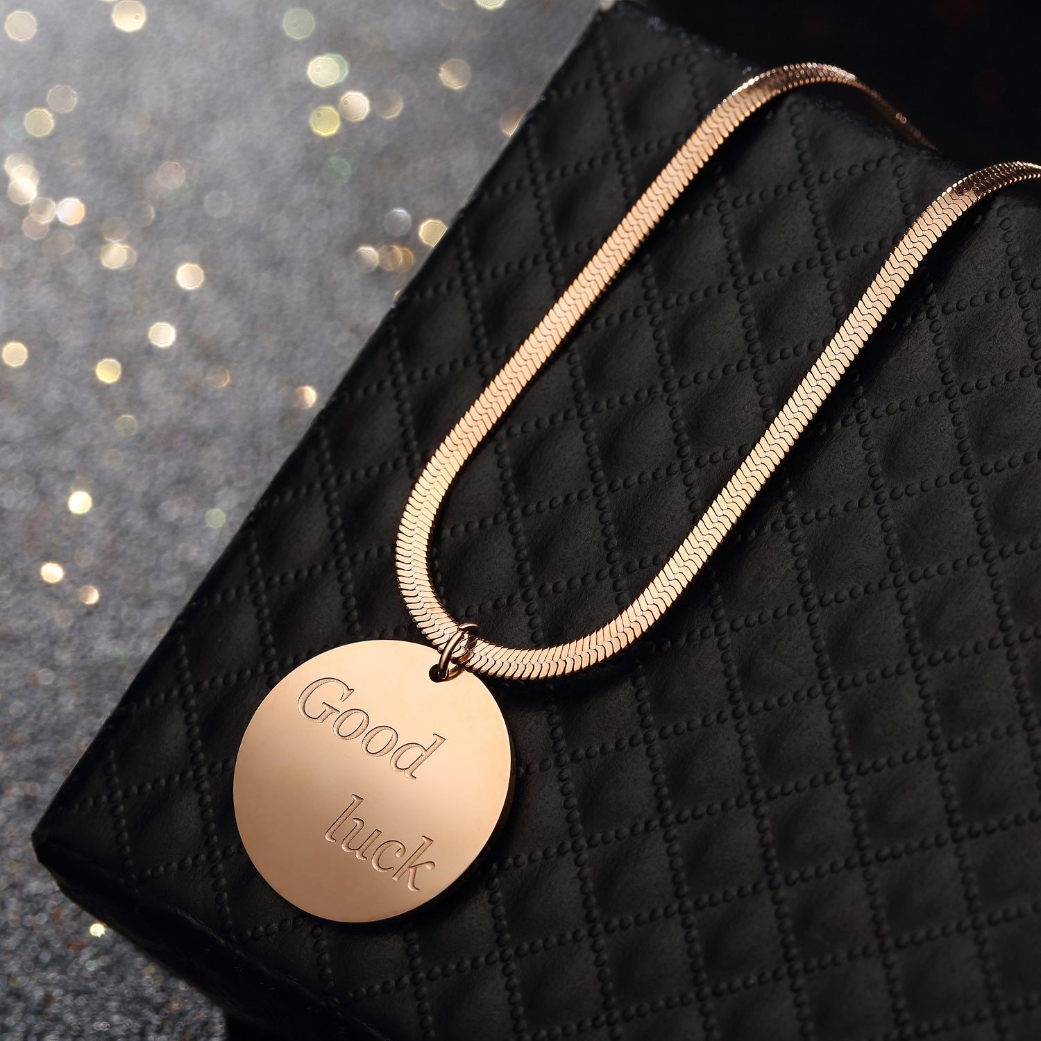 Lucky Round Titanium Steel Rose Gold Necklace Clavicle Chain