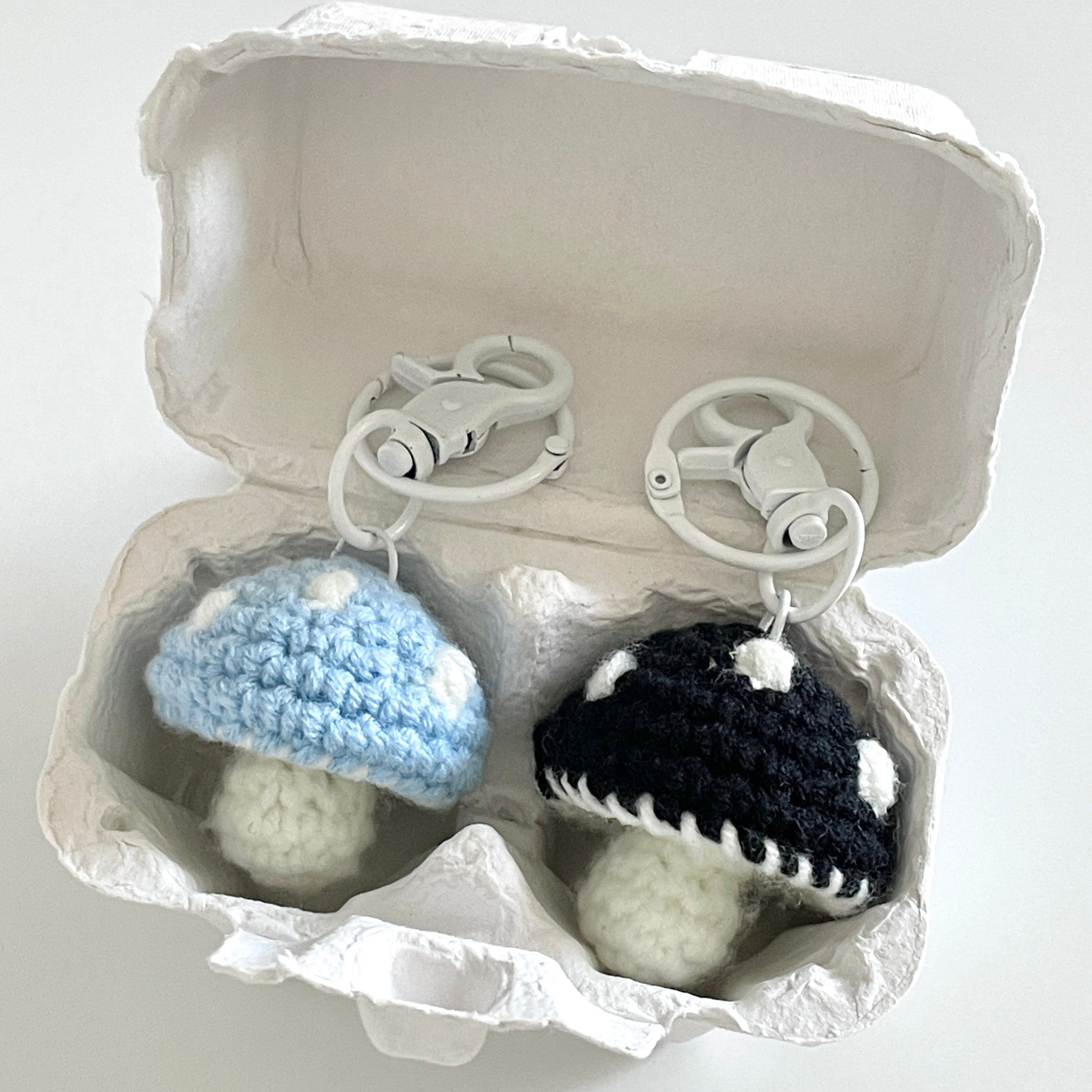 Minimalist Korean-style Crochet Mushroom Keychain Ornament