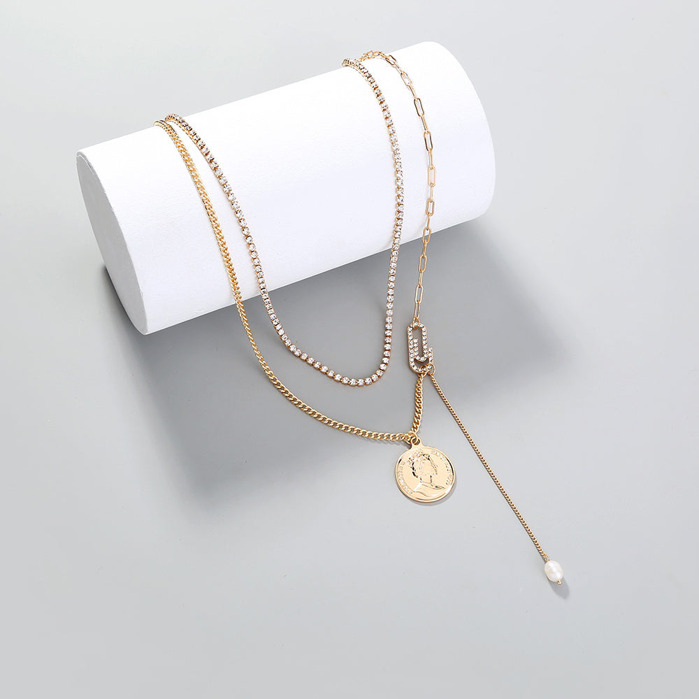 European and American foreign trade hot-selling jewelry, claw chain queen portrait double necklace, diamond-encrusted safety paper clip stitching necklace