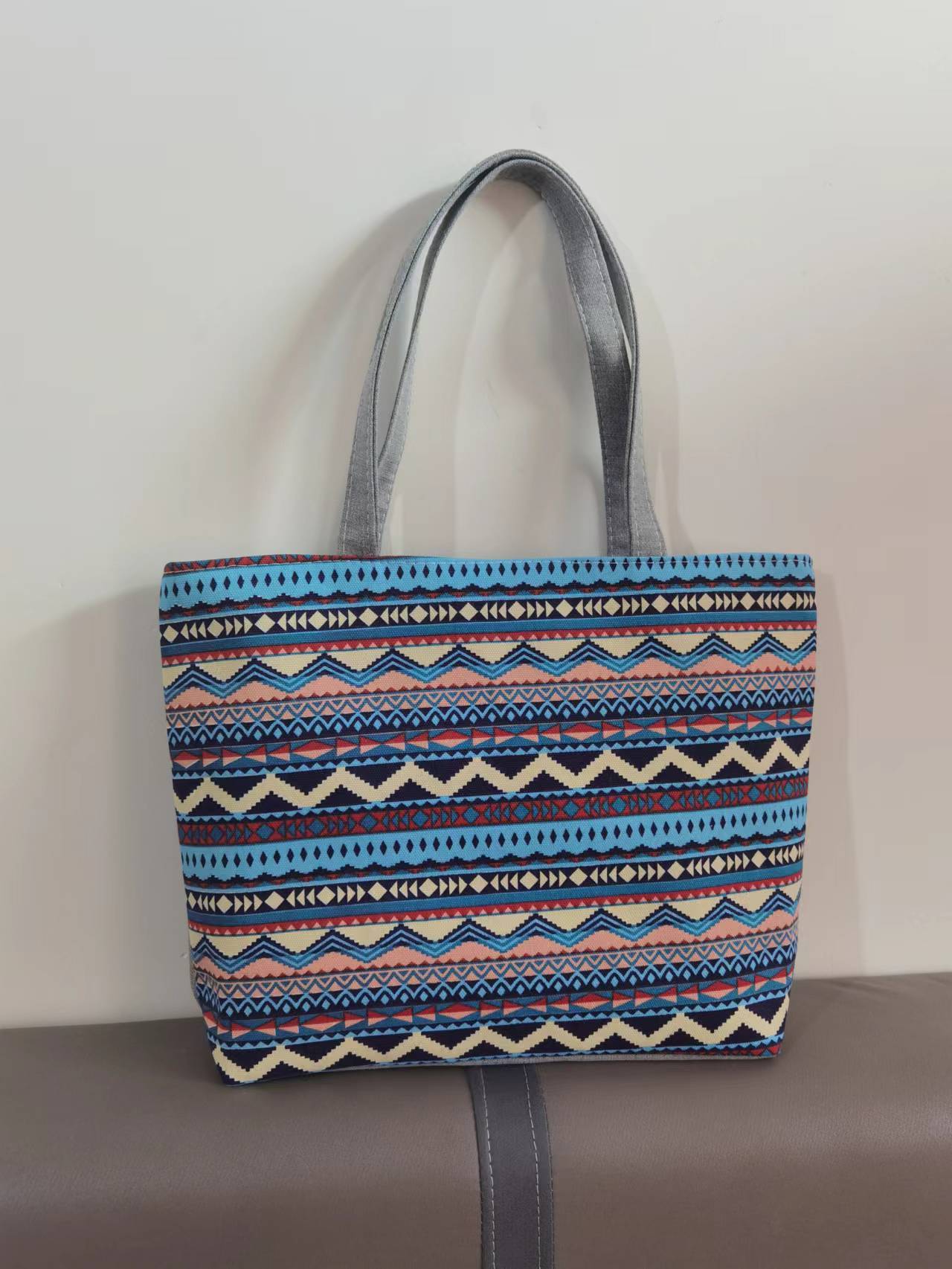 Canvas Large Capacity Ladies Print Tote Bag