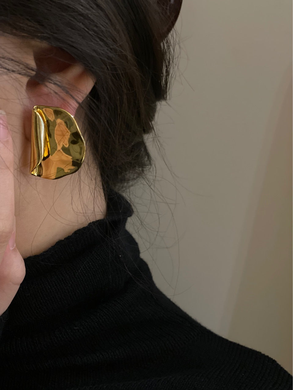 Brass Pleated Earrings European And American Big Ear Stud Women