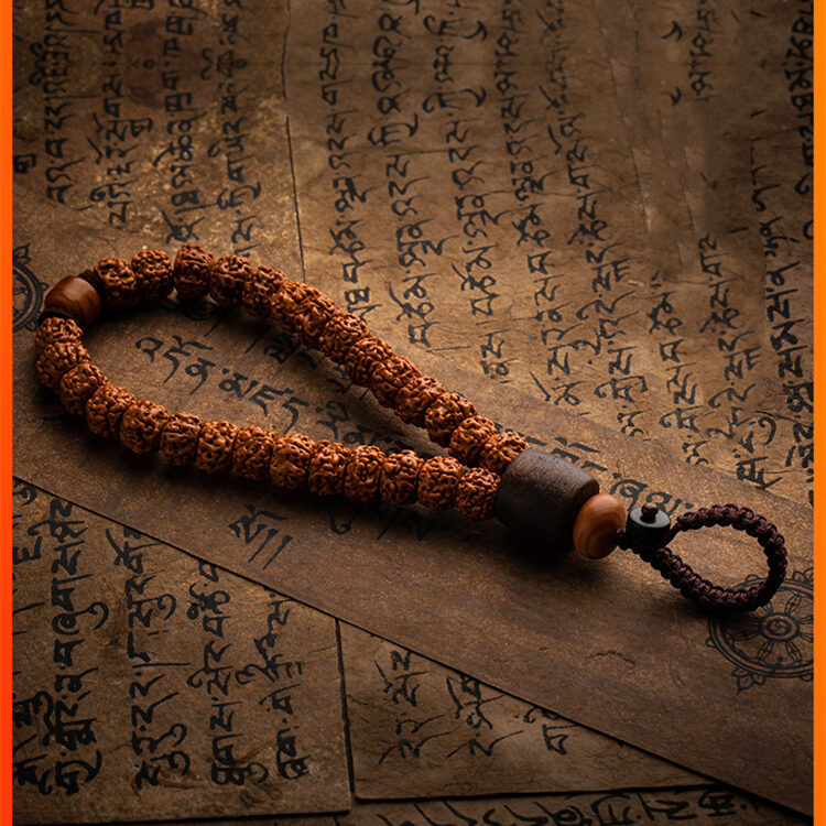 King Kong Bodhi Agarwood Car Keychain Pendant
