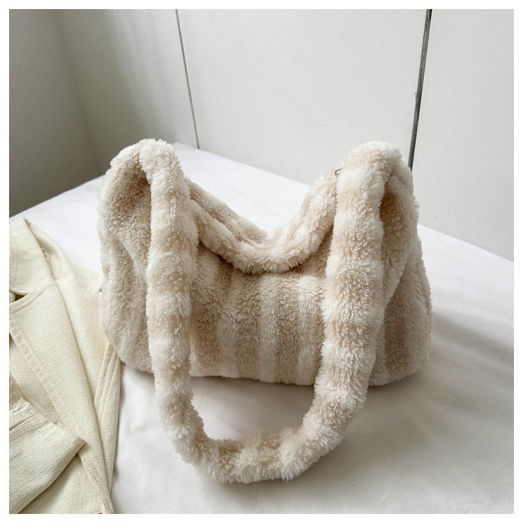 Grand Sac Peluche Rayé Grande Capacité Hiver Nouvelle Mode Sac Fourre-tout Portable Sacs à Bandoulière Sacs à Main Moelleux Pour Femmes